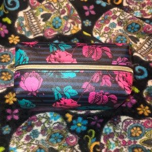 Makeup bag